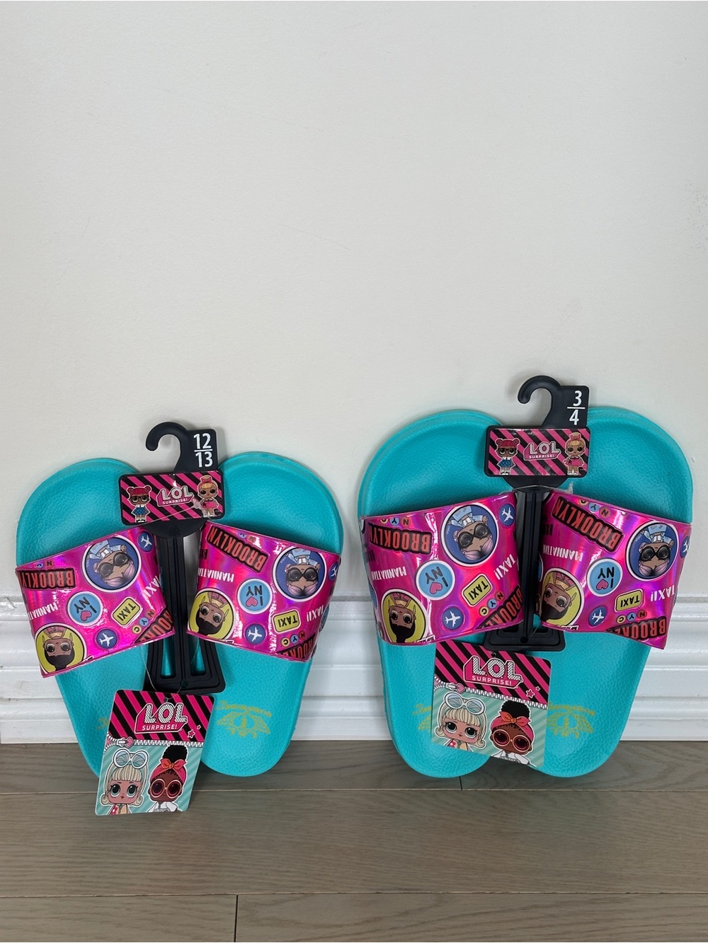 🆕🌸L.O.L. Surprise! Teal Slide Sandals with Pink Character Strap